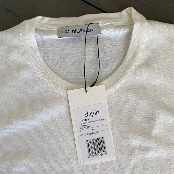 The Basics - Sweater Editon - Picture 5 of 8